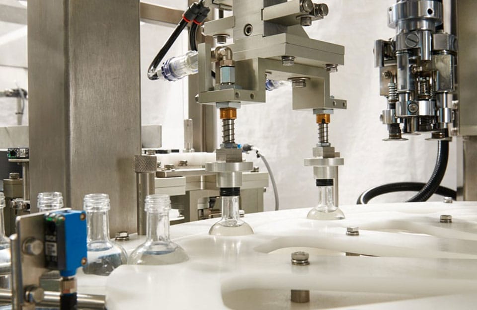 capping bottle machine