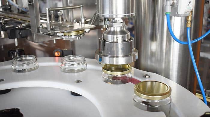 jar capping machine